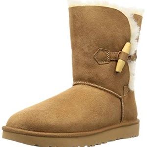 *NWT* Uggs Keely Boot